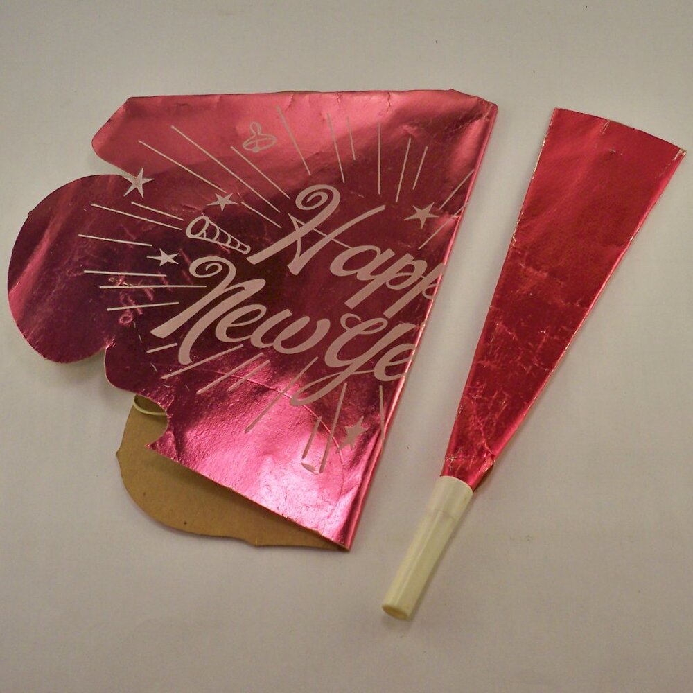 Vintage 75-76 Disney World New Years Hate, Horn Ephemera